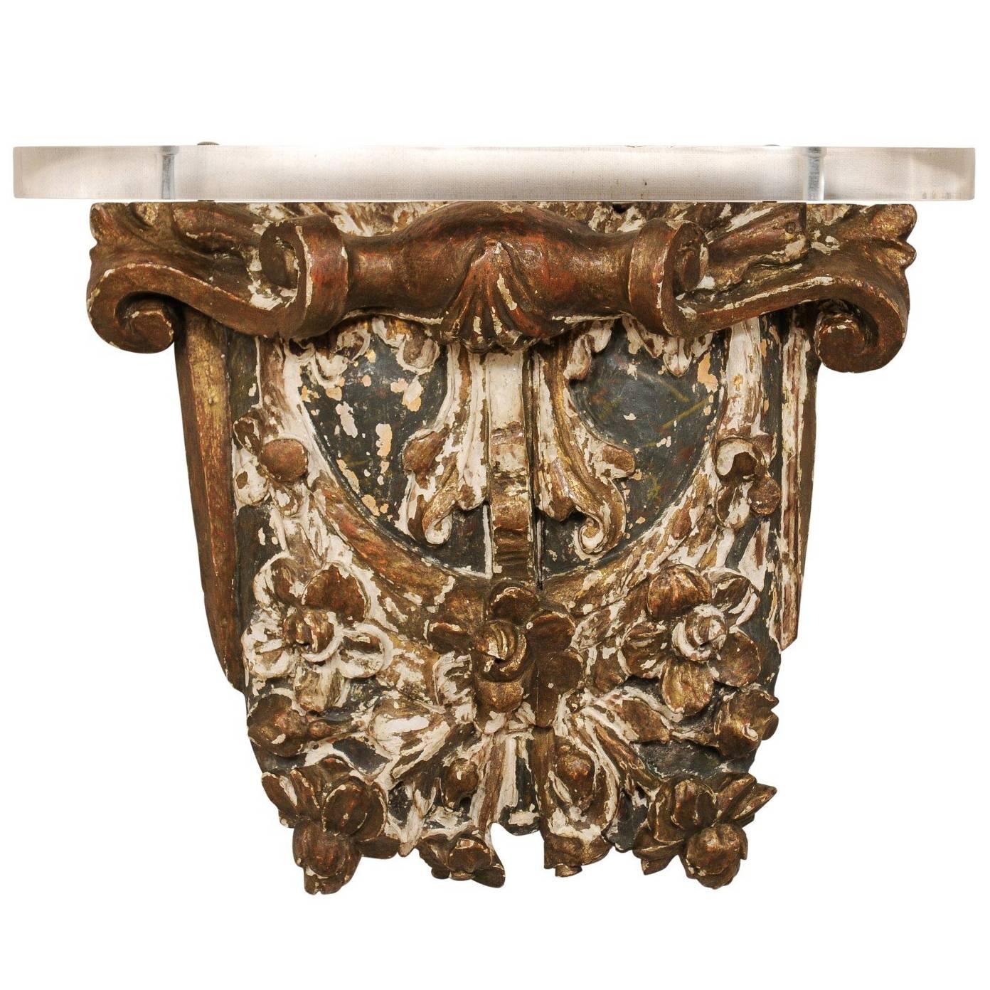 French Early 19th Century Architectural Gilded Wood Wall Hanging Fragment Shelf