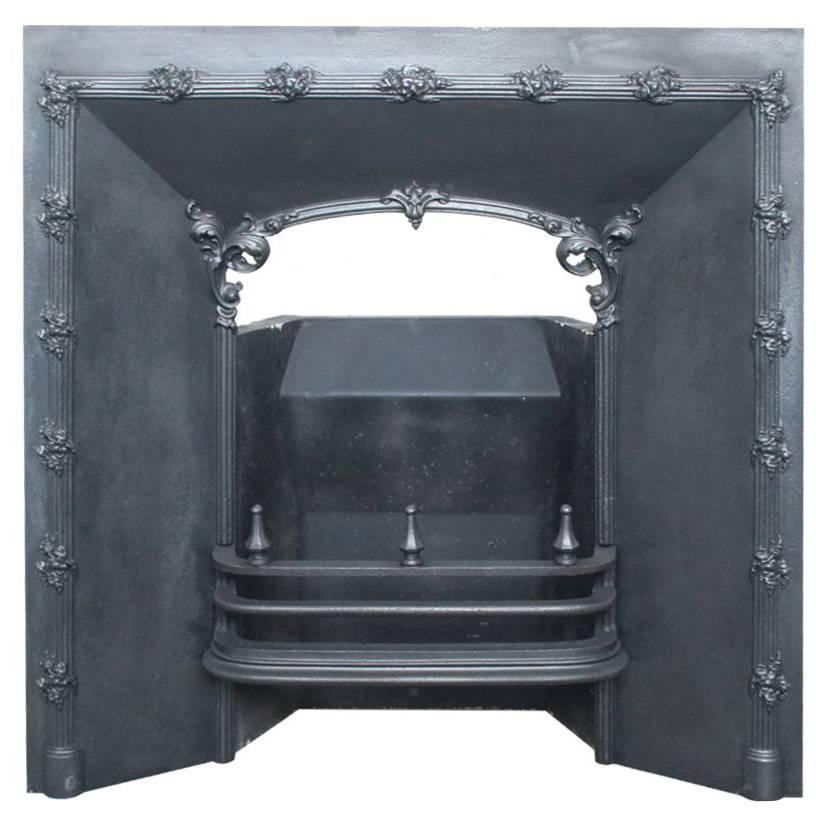 Decorative Early 19th Century Cast Iron Fireplace Grate