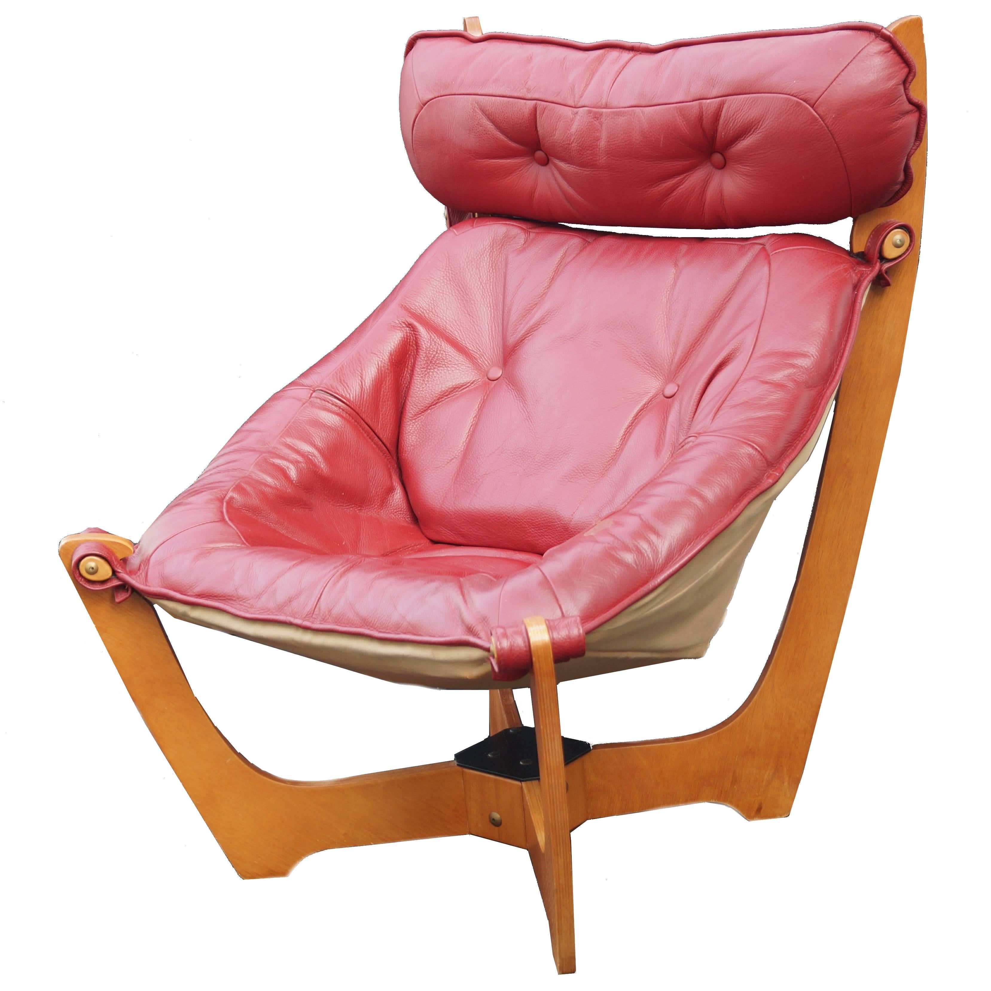 High Back Red Luna Lounge Chair by Odd Knutsen