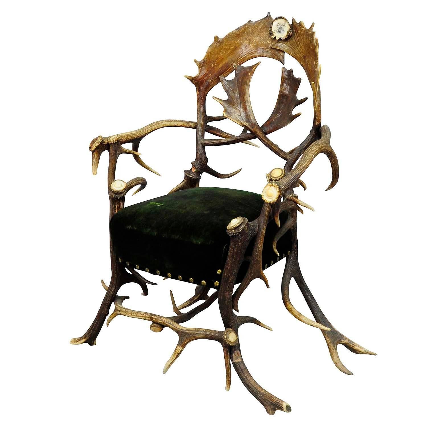 Great Antique Cabin Antler Armchair, Late 19th Century
