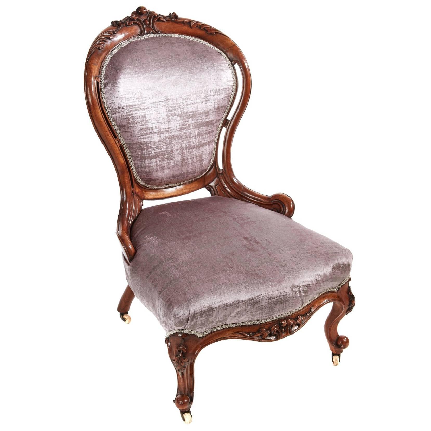Fine Victorian Carved Walnut Ladies Chair For Sale