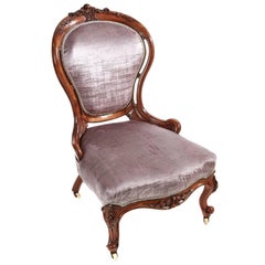 Fine Victorian Carved Walnut Ladies Chair