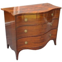 American Federal Serpentine Mahogany Commode