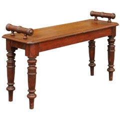 English 1880s Wooden Hall Bench with Turned Legs and Cylindrical Armrests