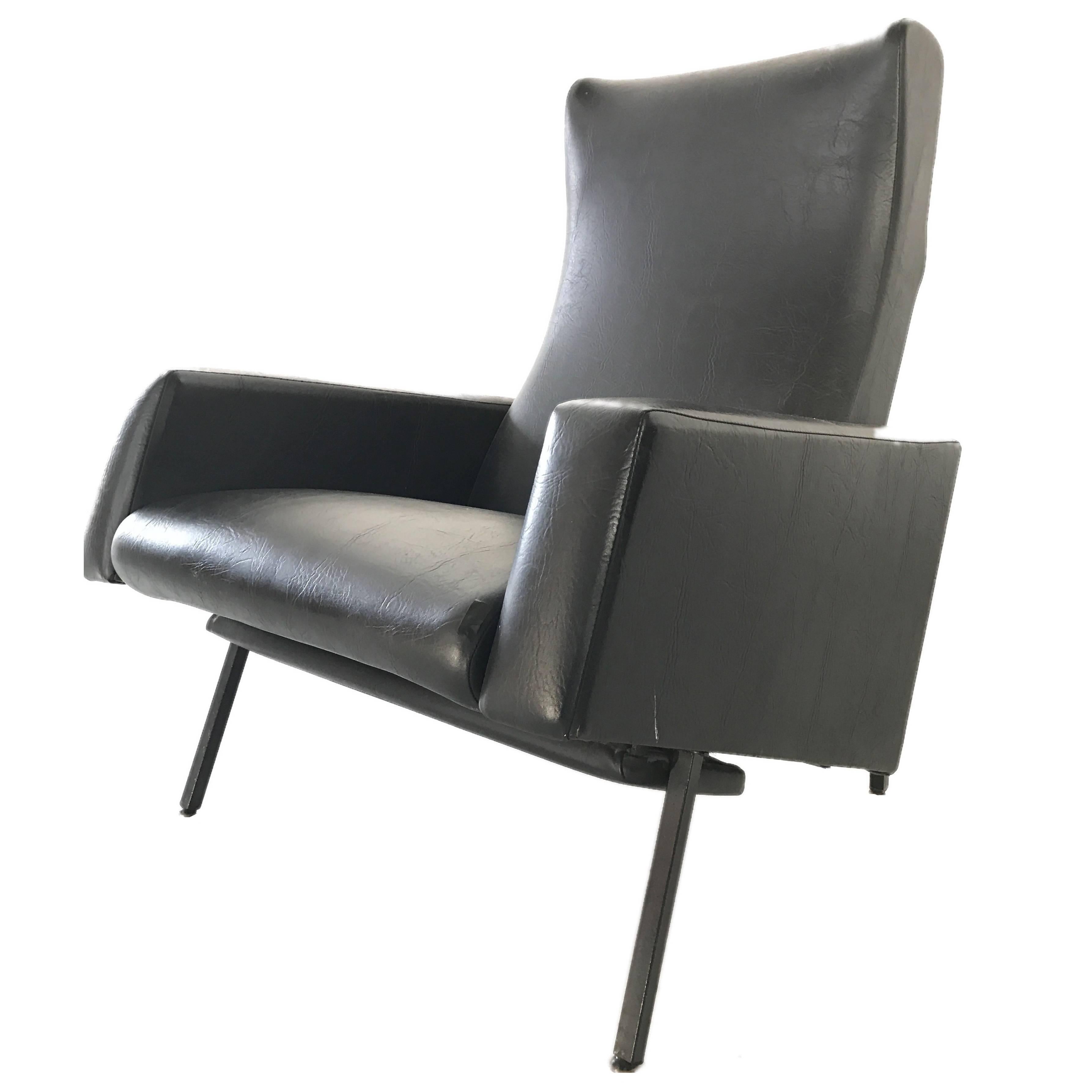 Lounge Chair Trelax by Pierre Guariche for Meurop For Sale