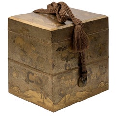 19th Century Gold Japanese Box 'Tebako' Mori and Makino Mons