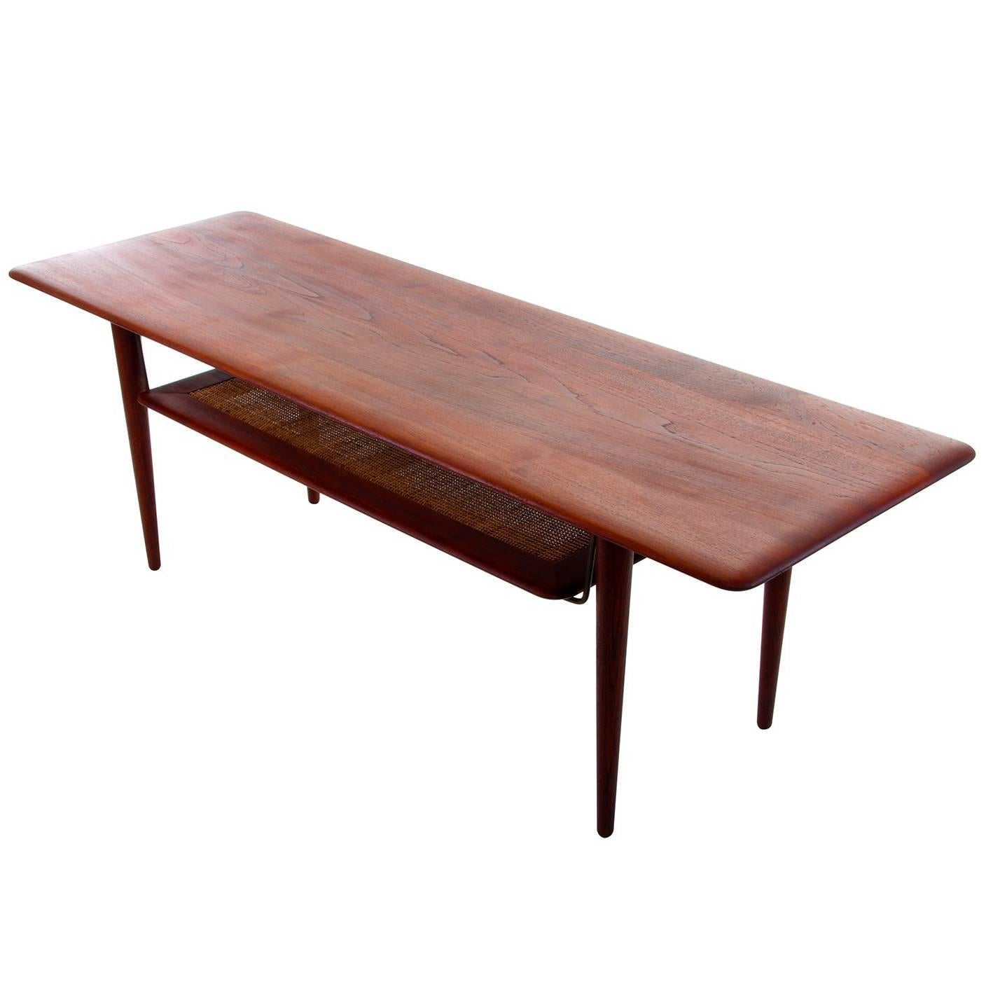 FD 516 Teak Coffee Table by Hvidt 
Molgaard for France and Daverkosen, 1956.