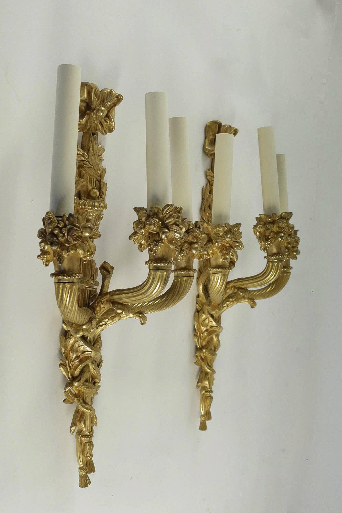 French Louis XVI Style Gilt Bronze Sconces, Mid-19th Century Circa 1850 5