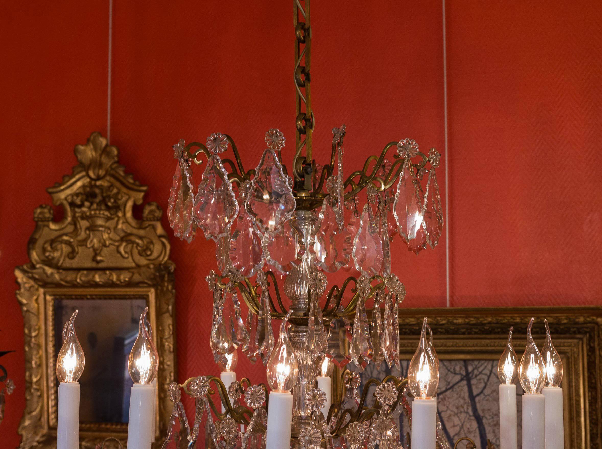 French Louis XV Style, Ormolu and Crystal Chandelier, circa 1950 In Excellent Condition In Saint Ouen, FR