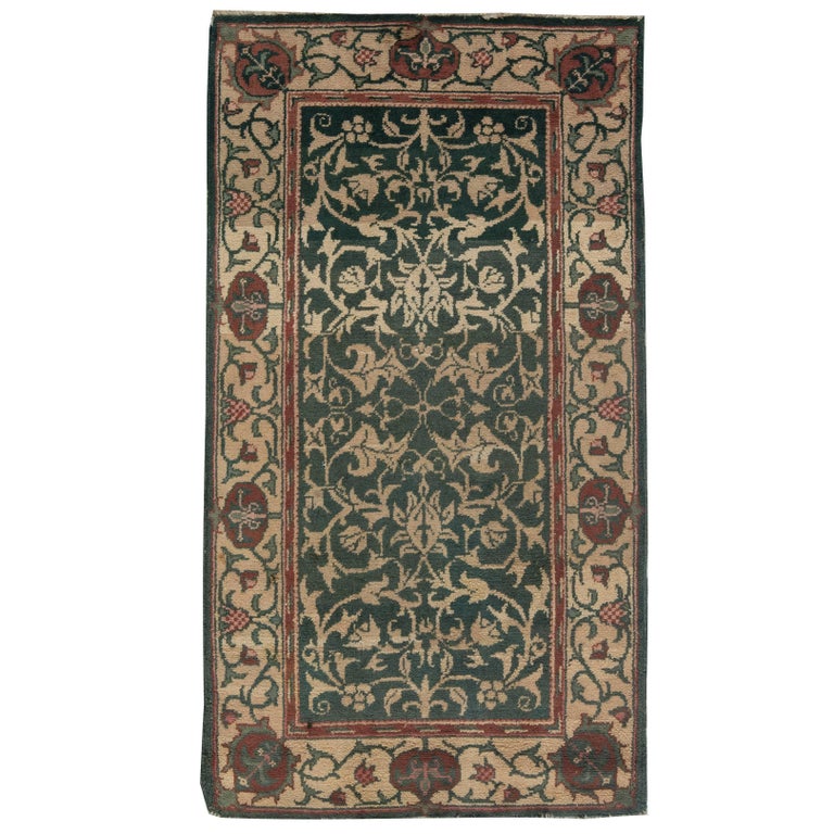 Vintage William Morris Rug For Sale at 1stdibs