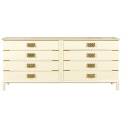 Magnificent Restored Eight Drawer Chest by Renzo Rutili, circa 1965