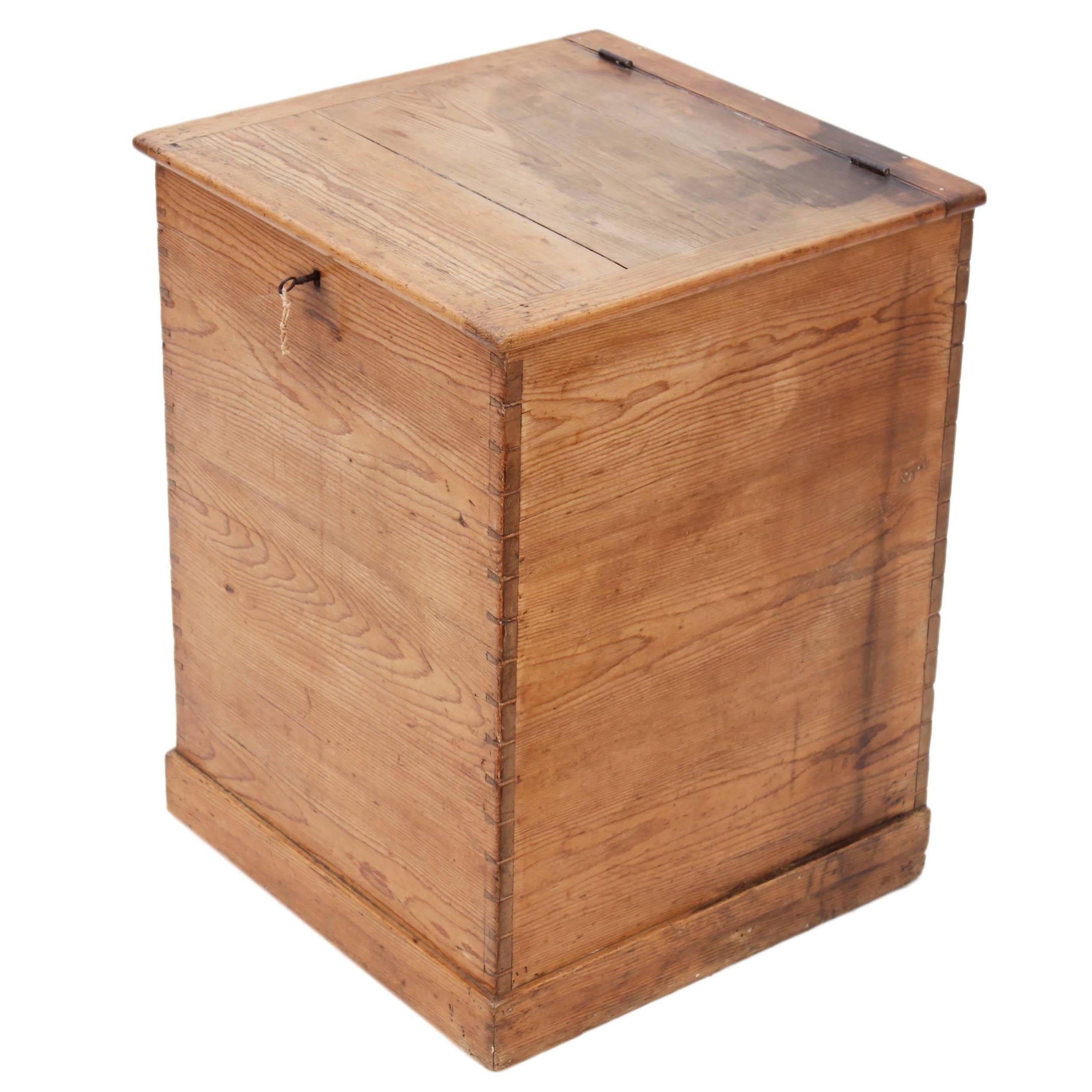 Antique Georgian 19th Century Pine Coffer Blanket Box Log Basket Chest For Sale