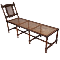 Antique English Mid-17th Century Charles II Style Walnut Daybed, circa 1860