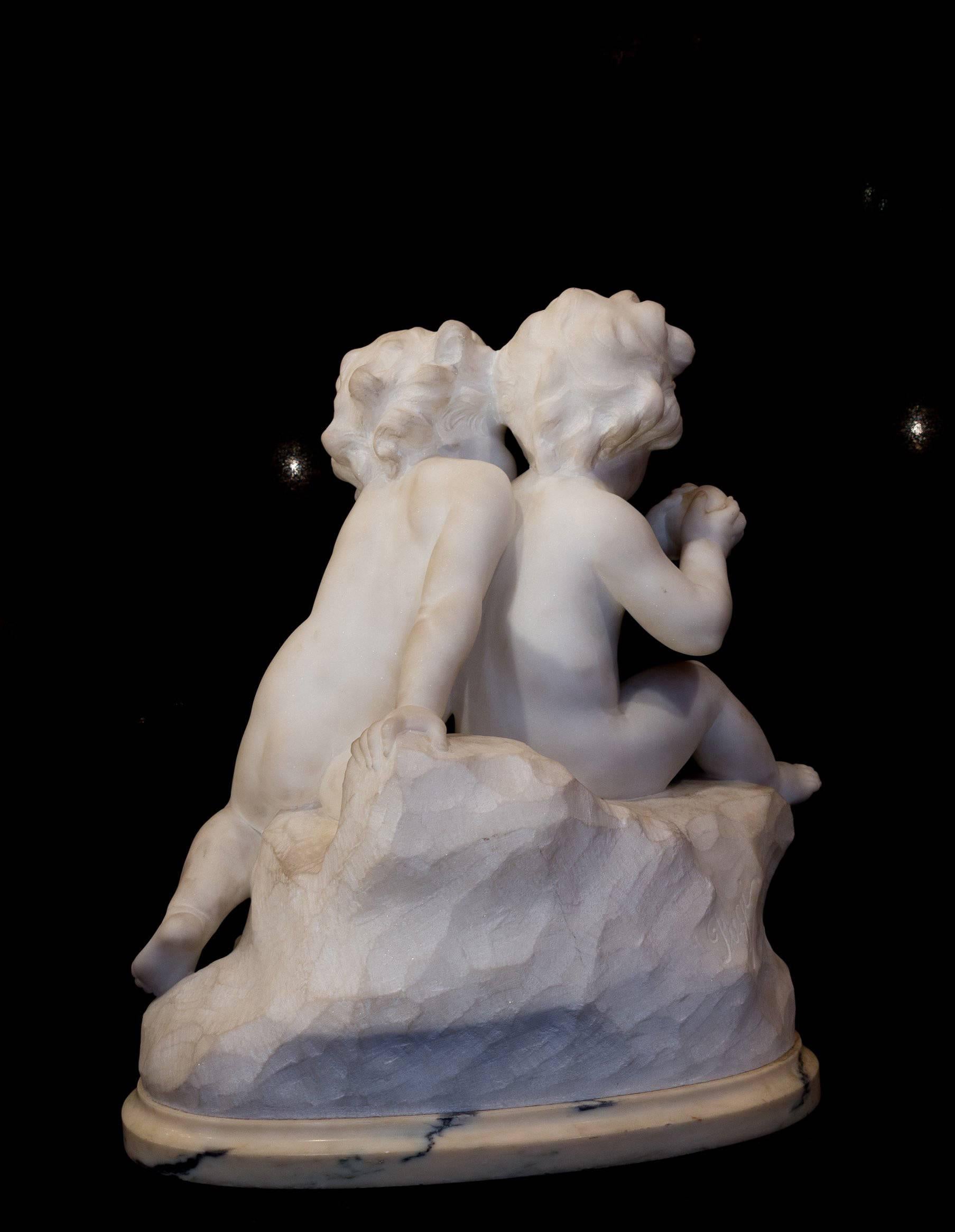 Guglielmo Pugi Carrara Marble Sculpture Two Cupids Contesting for a Heart For Sale 1