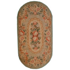 Handmade Antique American Oval Hooked Rug, 1930s
