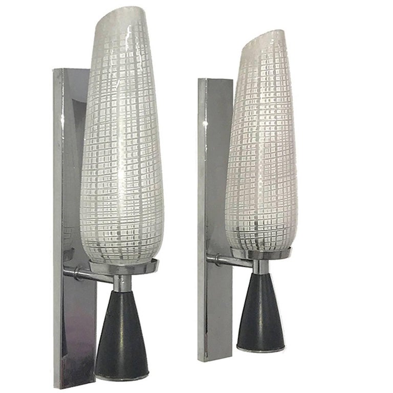 Pair of Italian Appliques by Stilnovo, Metal and Enamel Chrome 1950s