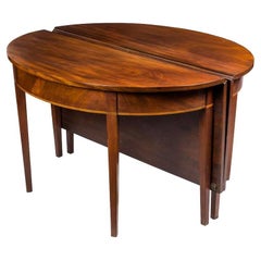 Federal Mahogany Hepplewhite Two-Part Banquet Table, Probably Philadelphia