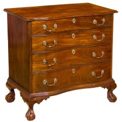 Antique Small Chippendale Mahogany Oxbow Chest of Drawers Claw and Ball Feet, circa 1770