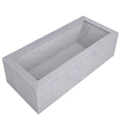 Salvatori Oyster Bathtub in Bianco Carrara Marble with Raw Texture