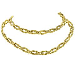 Gold Knot Link Necklace
