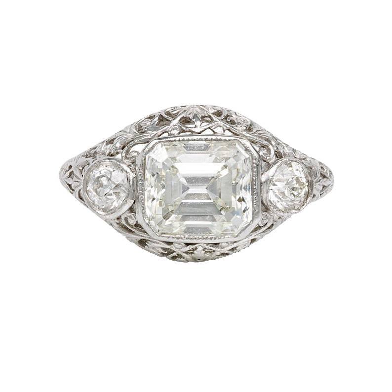 Art Deco Diamond Platinum Three-Stone Ring