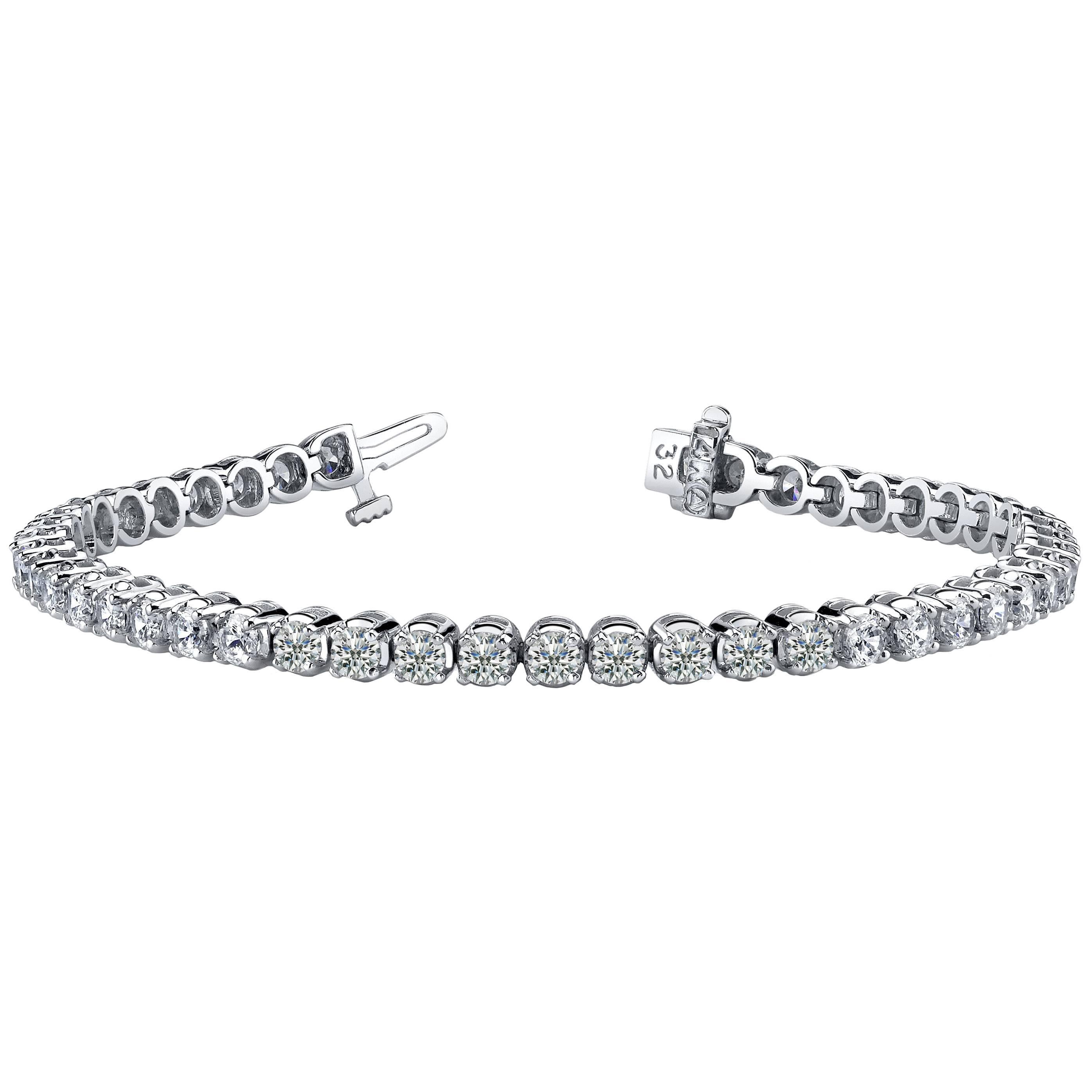 13.00 Carat Diamond Bracelet Set in Platinum