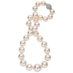 South Sea Pearl Diamond Gold Necklace 9