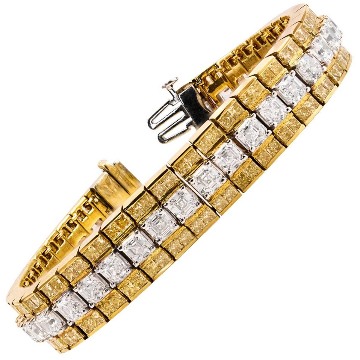 26.69 Carats Total Mixed Cut Yellow and White Diamond Fashion Bracelet For Sale