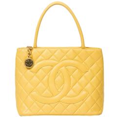 Vintage Medallion Yellow Caviar Leather