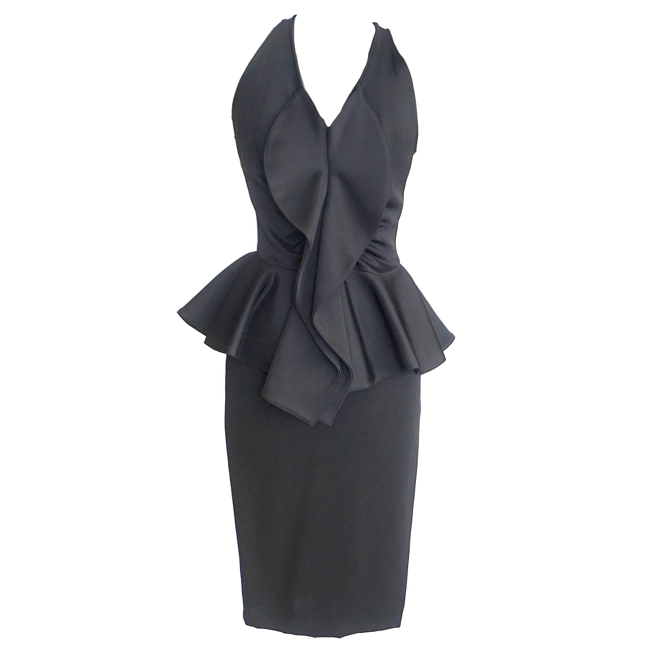 Givenchy Kleid Lush Undulating Ruffle Schößchen Taille 40 / 6  im Angebot