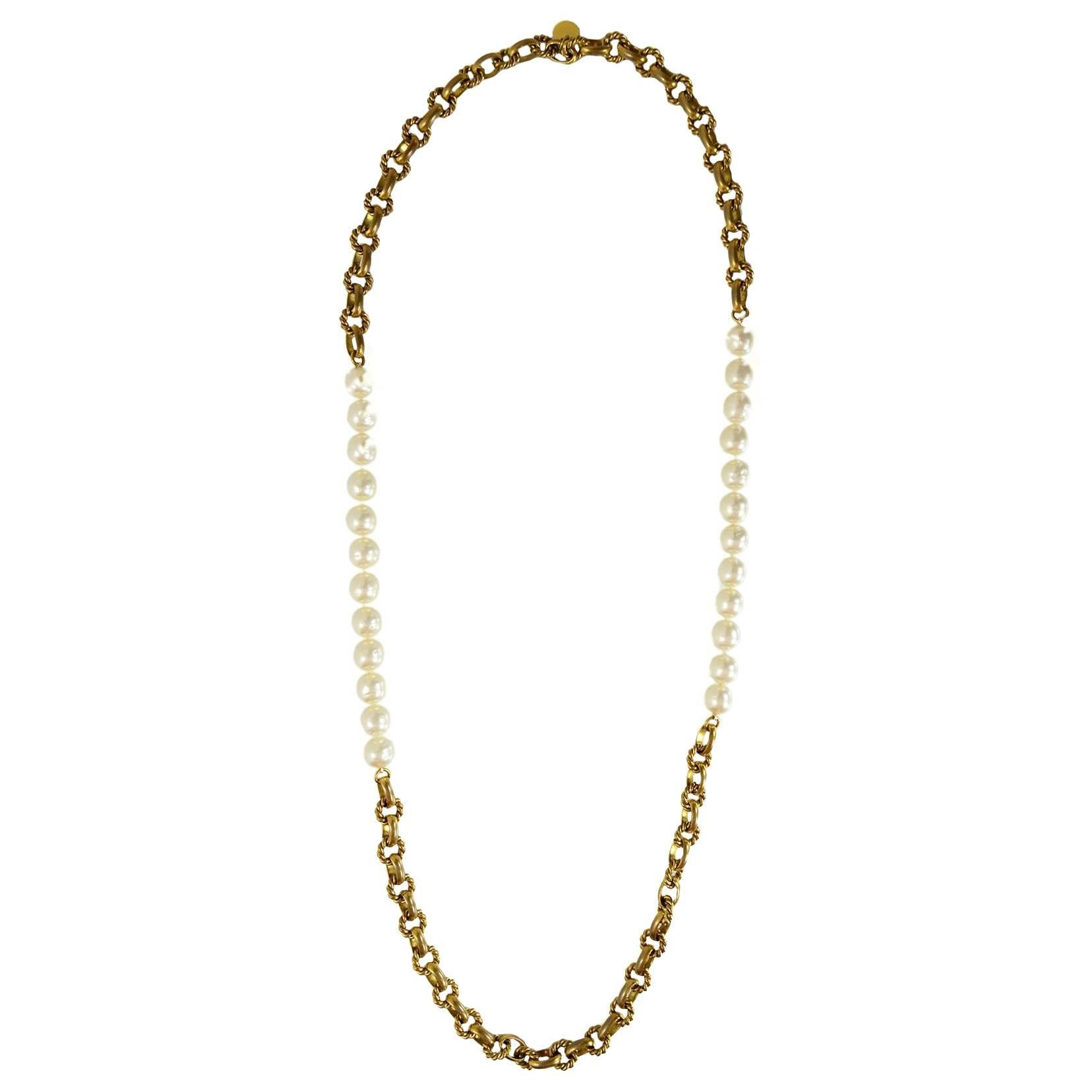 Chanel Vintage '80s Gold Cable Chain Link & Pearl Necklace
