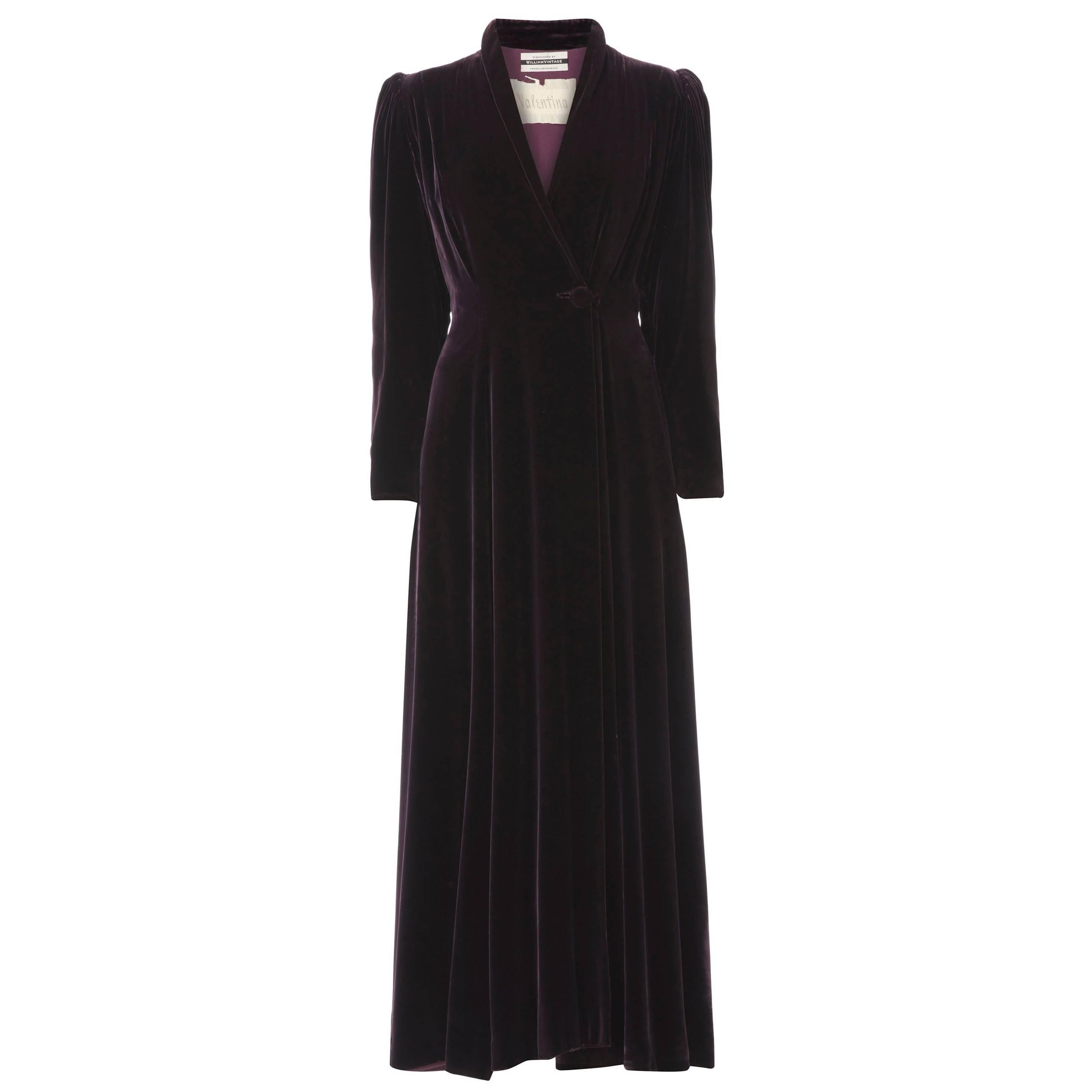 Valentina purple velvet evening coat, circa 1932 For Sale