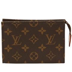 2000s Louis Vuitton Brown Classic Monogram Coated Canvas Toiletry Pouch 15
