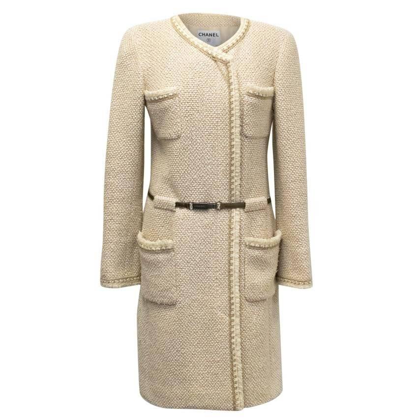 Chanel Beige Wool and Silk Tweed Coat For Sale