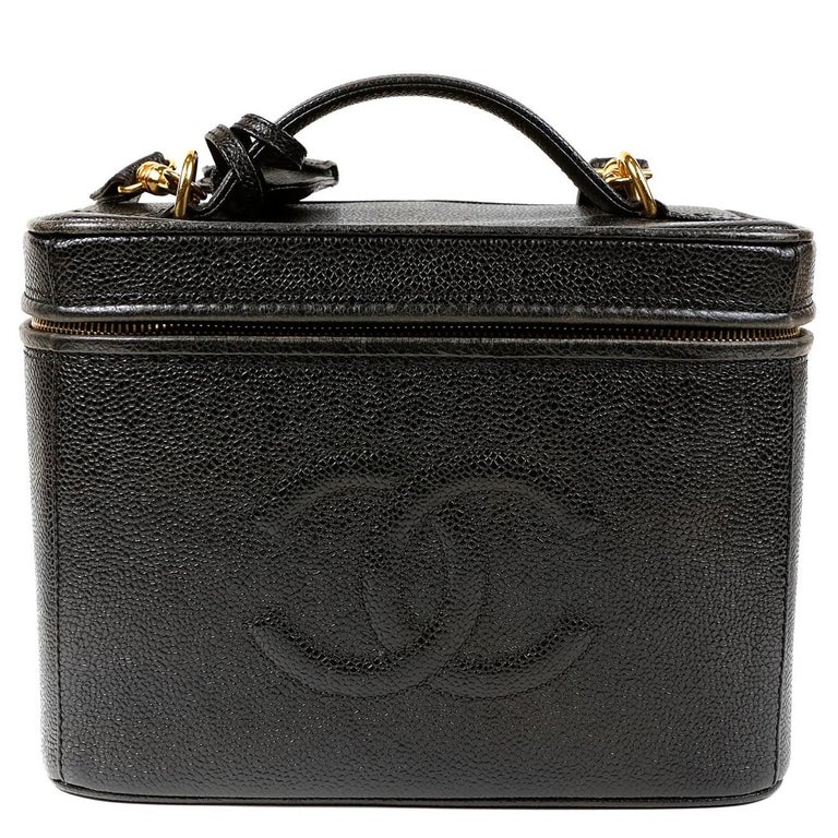 Chanel Black Caviar Vintage Vanity Case Handbag at 1stDibs chanel