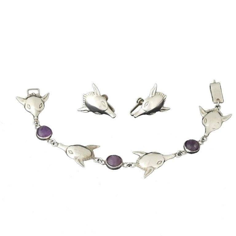 Hubert Harmon Taxco Sterling Silver Bracelet & Earrings Set - Foxes & Amethysts For Sale