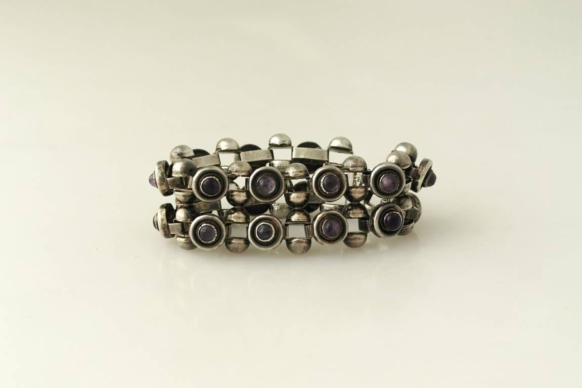 Taxco Sterling Silver & Amethyst Bracelet a la Fred Davis In Excellent Condition For Sale In New York, NY