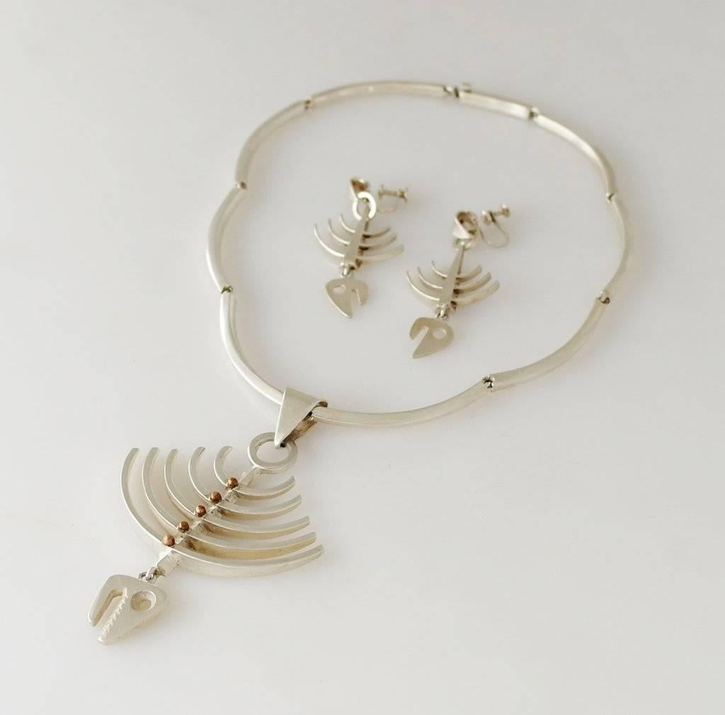 Los Castillo Taxco Sterling Silver Skeletal Fish Necklace & Earrings For Sale 2