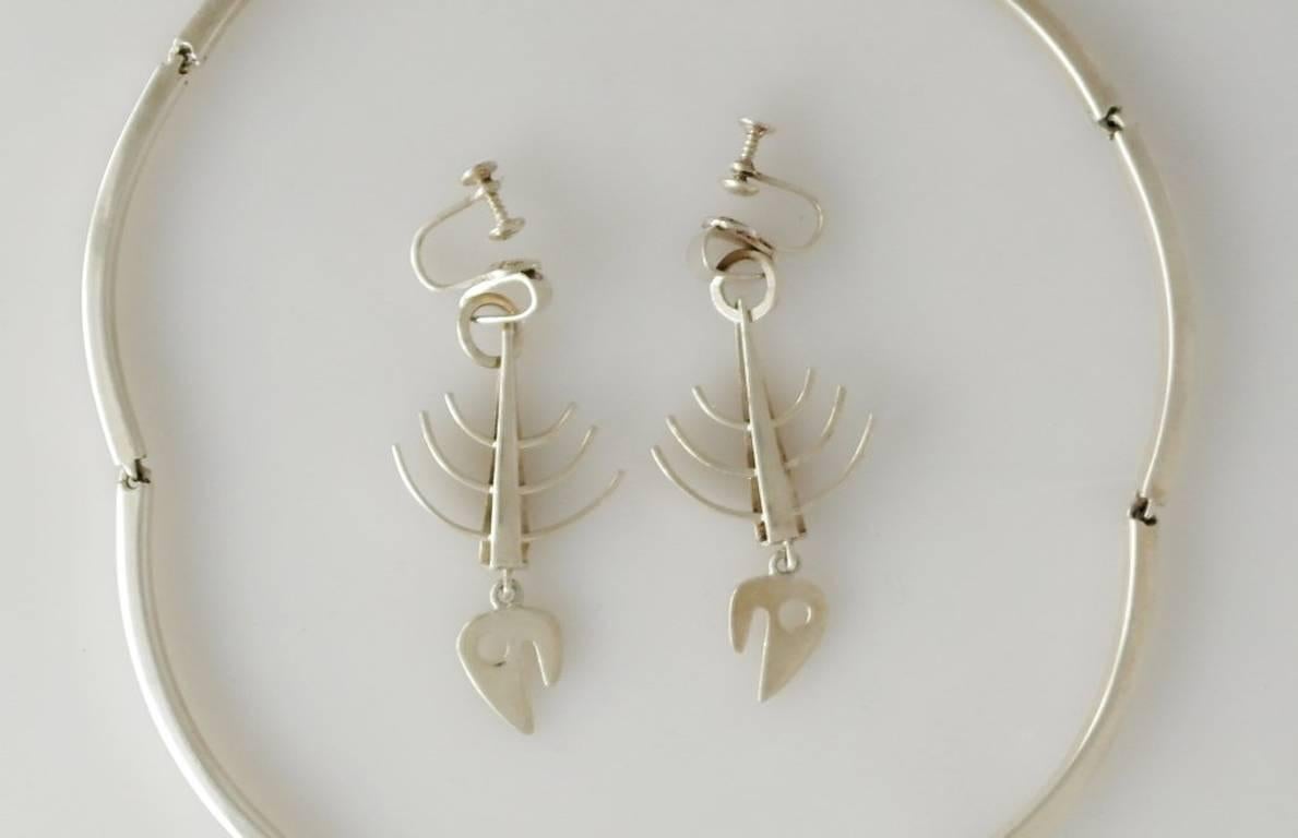 Women's Los Castillo Taxco Sterling Silver Skeletal Fish Necklace & Earrings For Sale