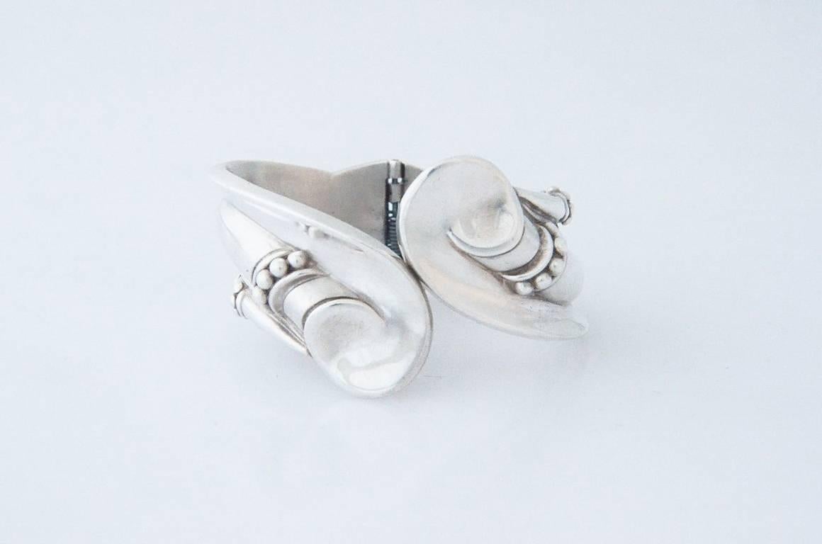 Margot de Taxco Sterling Silver Clamper Bracelet Penny Morrill Book Piece In Excellent Condition For Sale In New York, NY