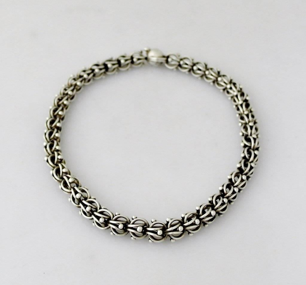 Antonio Pineda .970 Silver Modernist Necklace In Excellent Condition For Sale In New York, NY