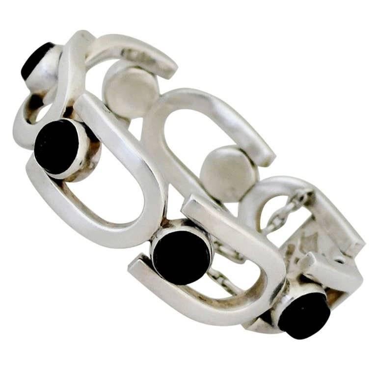 MODERNIST 1960 Antonio Pineda .970 Silver Onyx Bracelet U-shaped Links For Sale