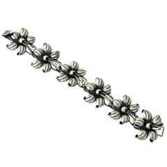 Vintage Early Taxco .980 Silver Floral Motif Link Bracelet