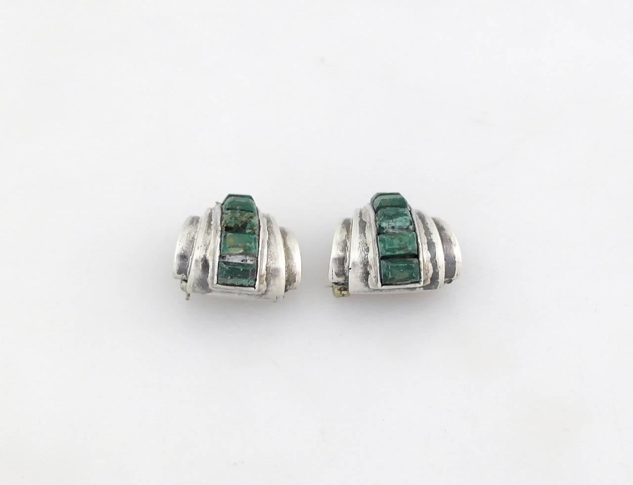  Pair of Antonio Pineda .970 Silver Modernist Pins RARE JADE STONE 1955 In Excellent Condition For Sale In New York, NY