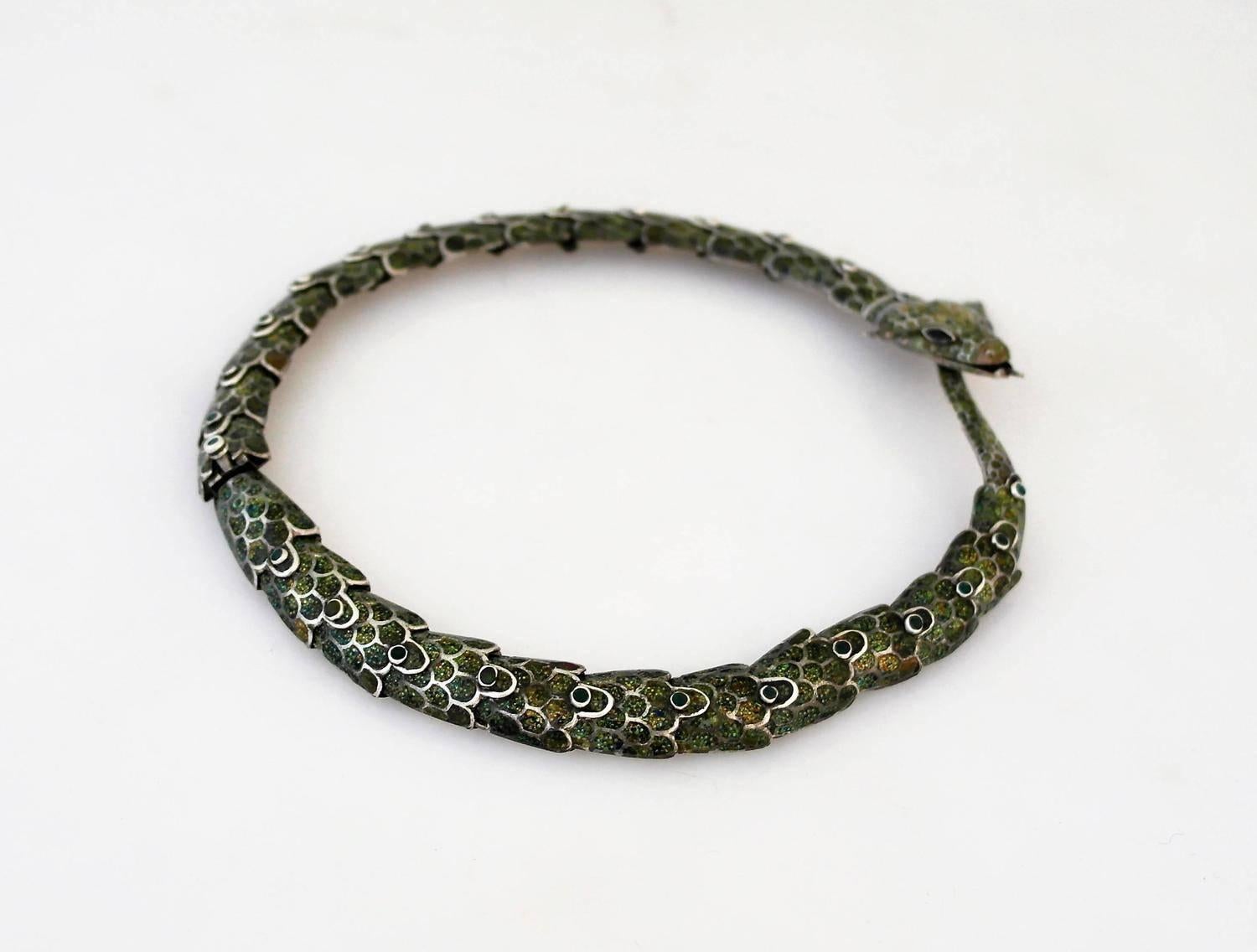 RARE SNAKE MOTIF Margot De Taxco Enamel Sterling Silver Snake Necklace 1955 In Excellent Condition For Sale In New York, NY