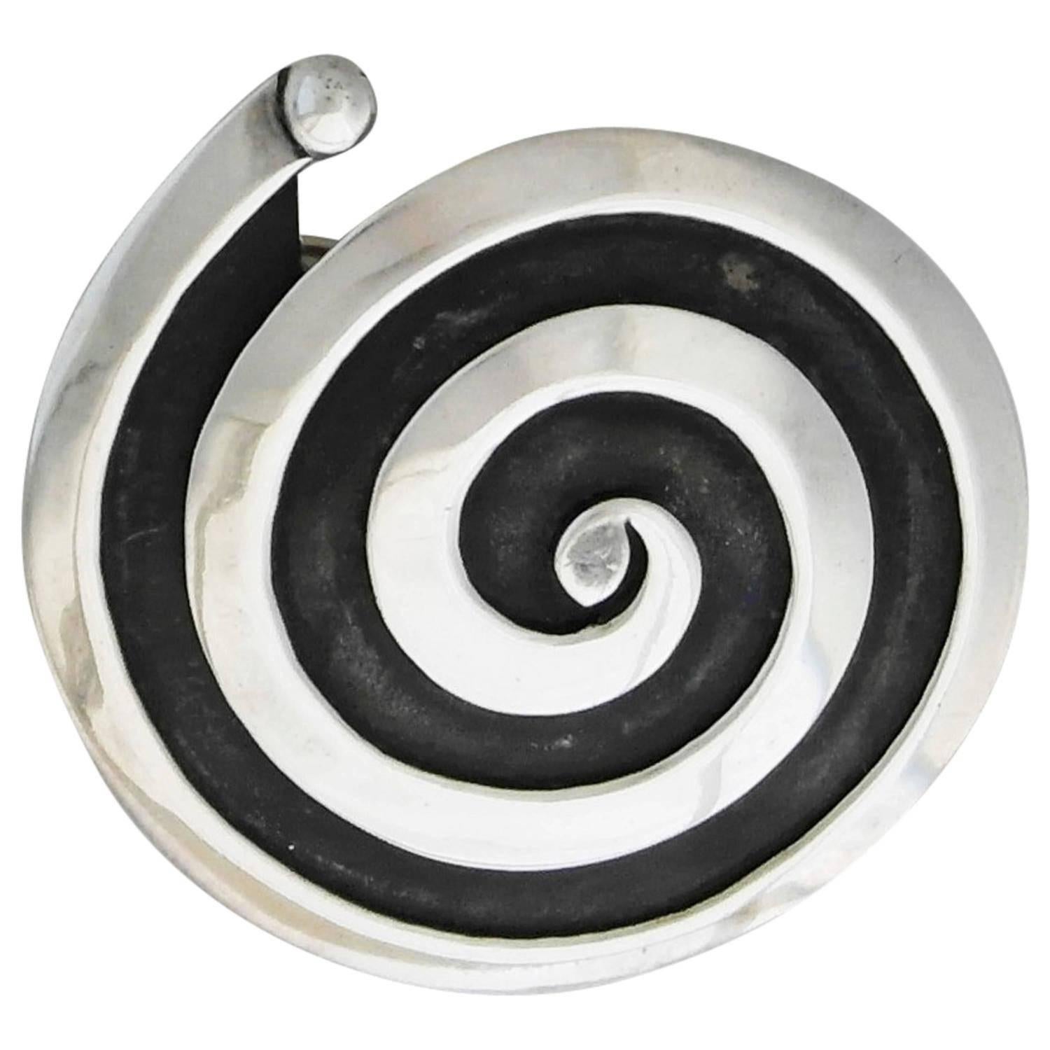 Maricela Taxco Sterling Silver Swirl Design Pin For Sale