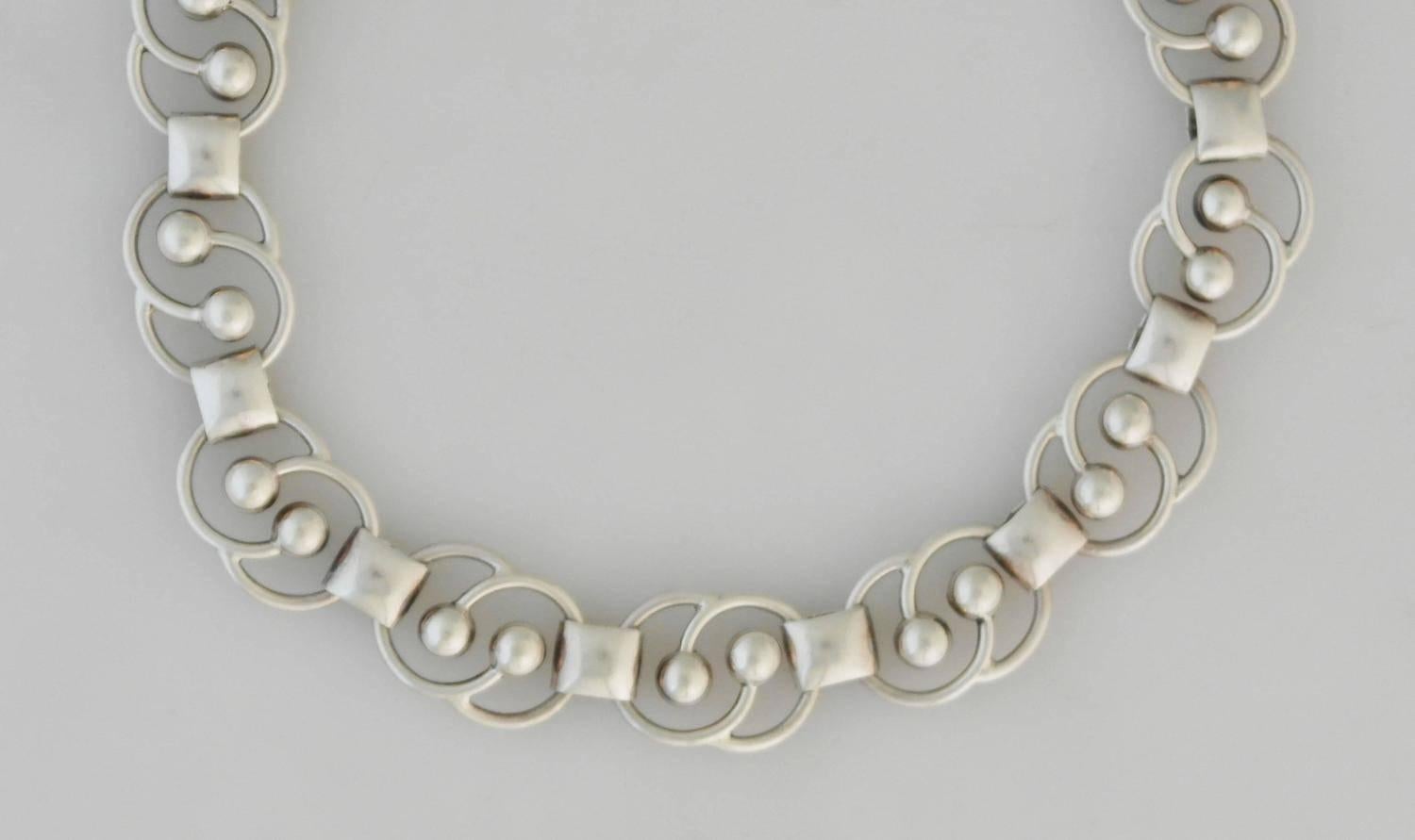 Early Hector Aguilar Sterling Silver Necklace 1955 Circular Link Motif For Sale 3