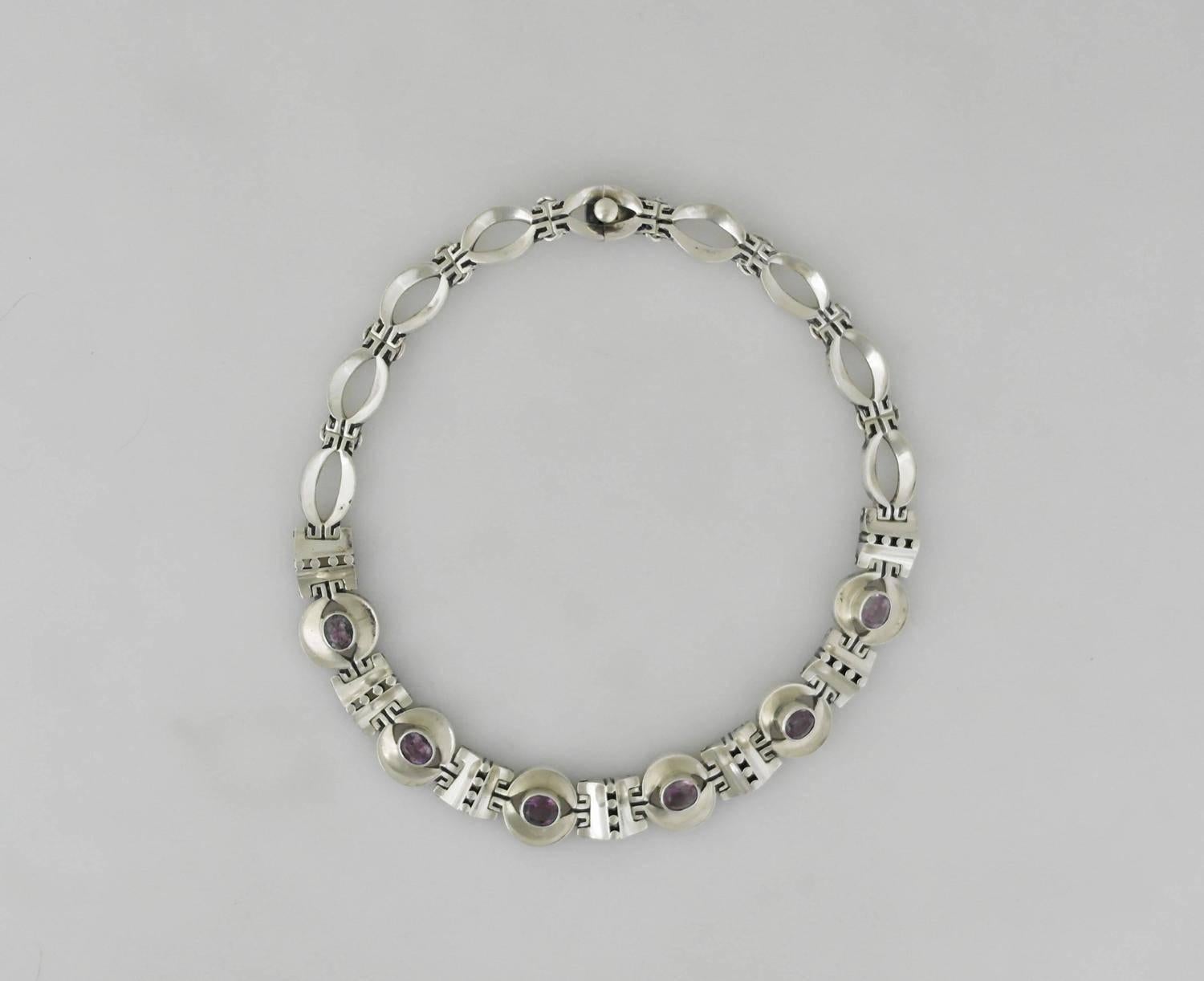 Los Ballesteros Amethysts Sterling Silver Necklace In Excellent Condition For Sale In New York, NY