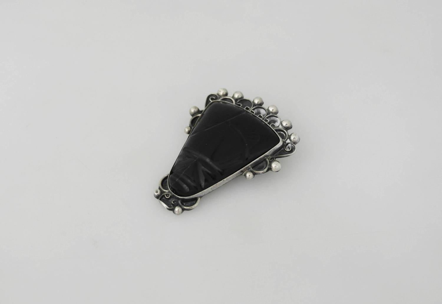 Women's or Men's Los Ballesteros Onyx Sterling Silver Brooch For Sale