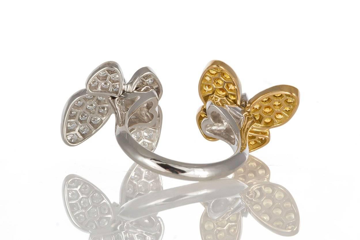 Modern Van Cleef Arpels 18k Gold Diamond Sapphire Two Butterfly Between the Finger Ring